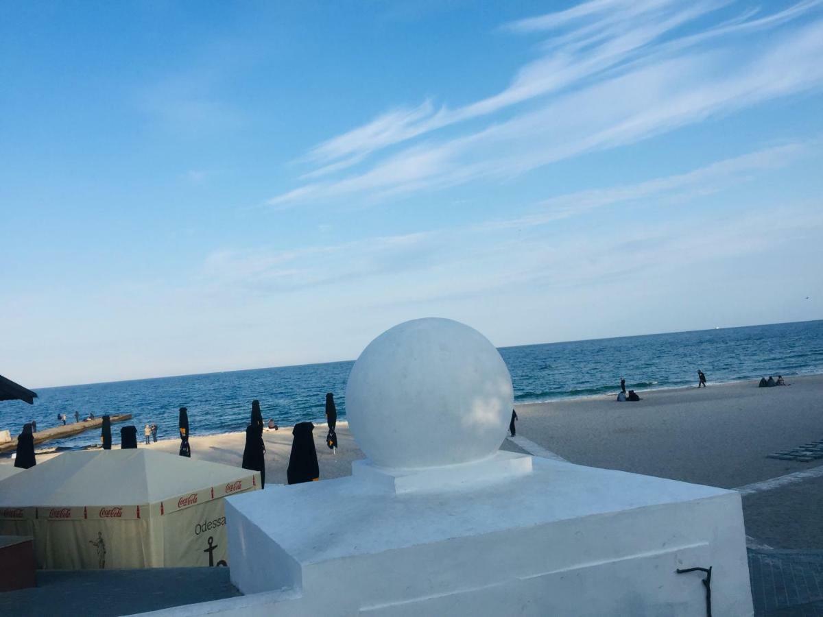 Апартаменты У Ланжерона Odessa Luaran gambar